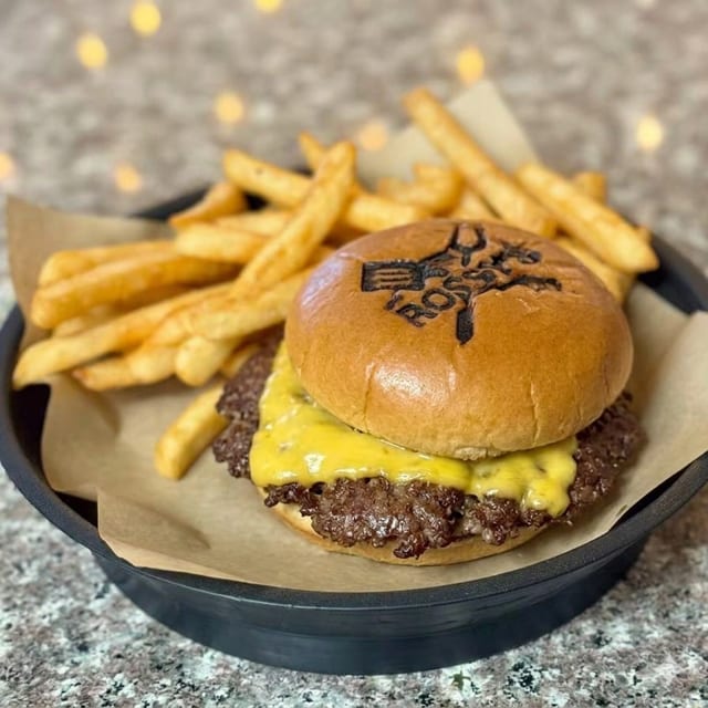 Kid's Cheeseburger.